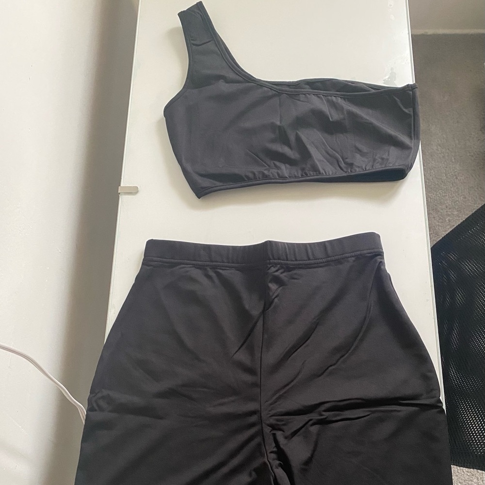 Two piece set